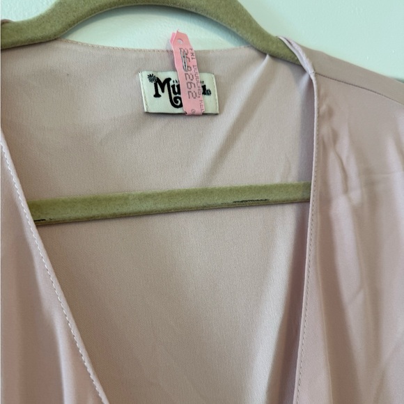 EUC Show Me Your Mumu Noelle Flutter Sleeve Wrap Dress in Dusty Blush - Picture 7 of 10